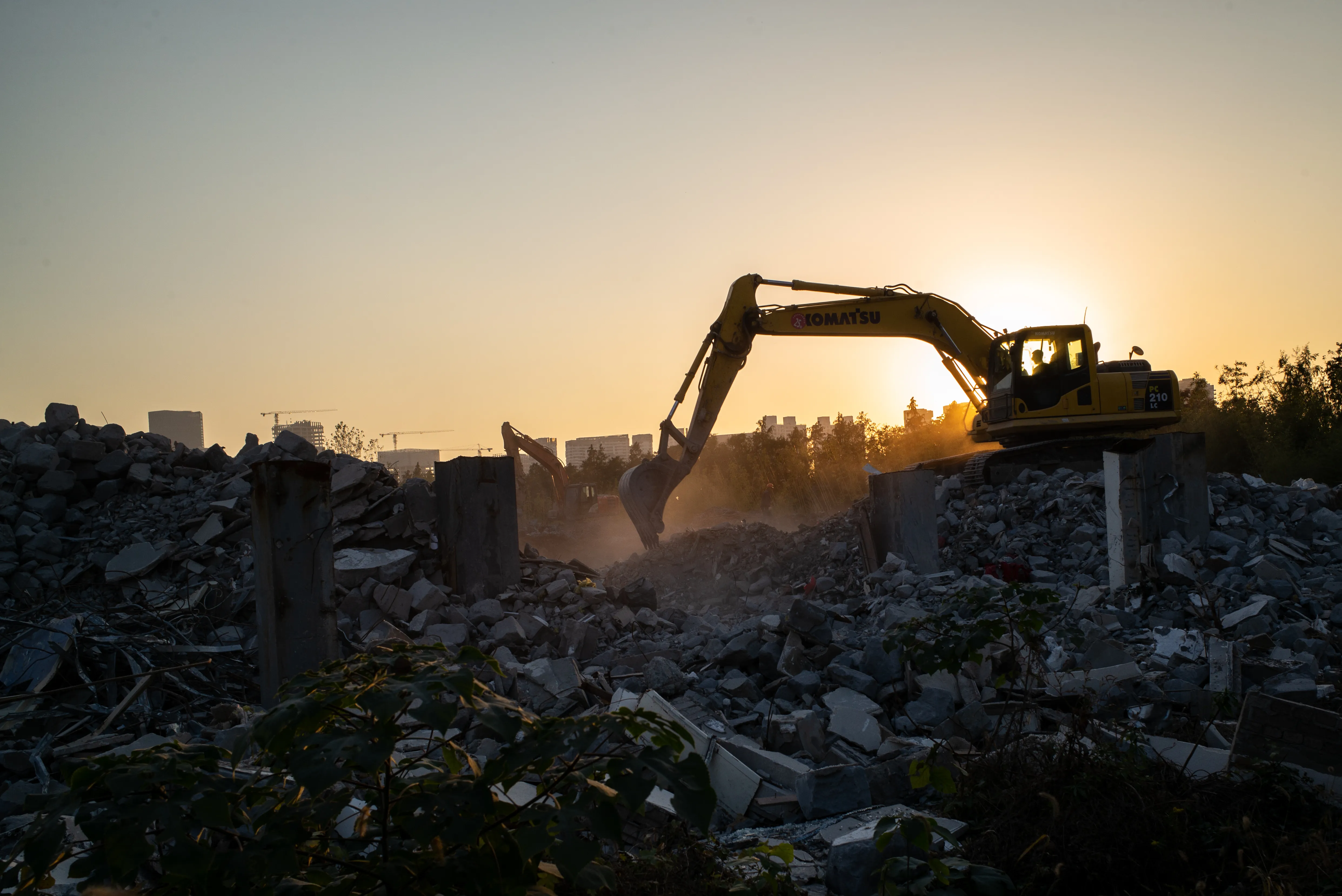 Bagger auf Baustelle
